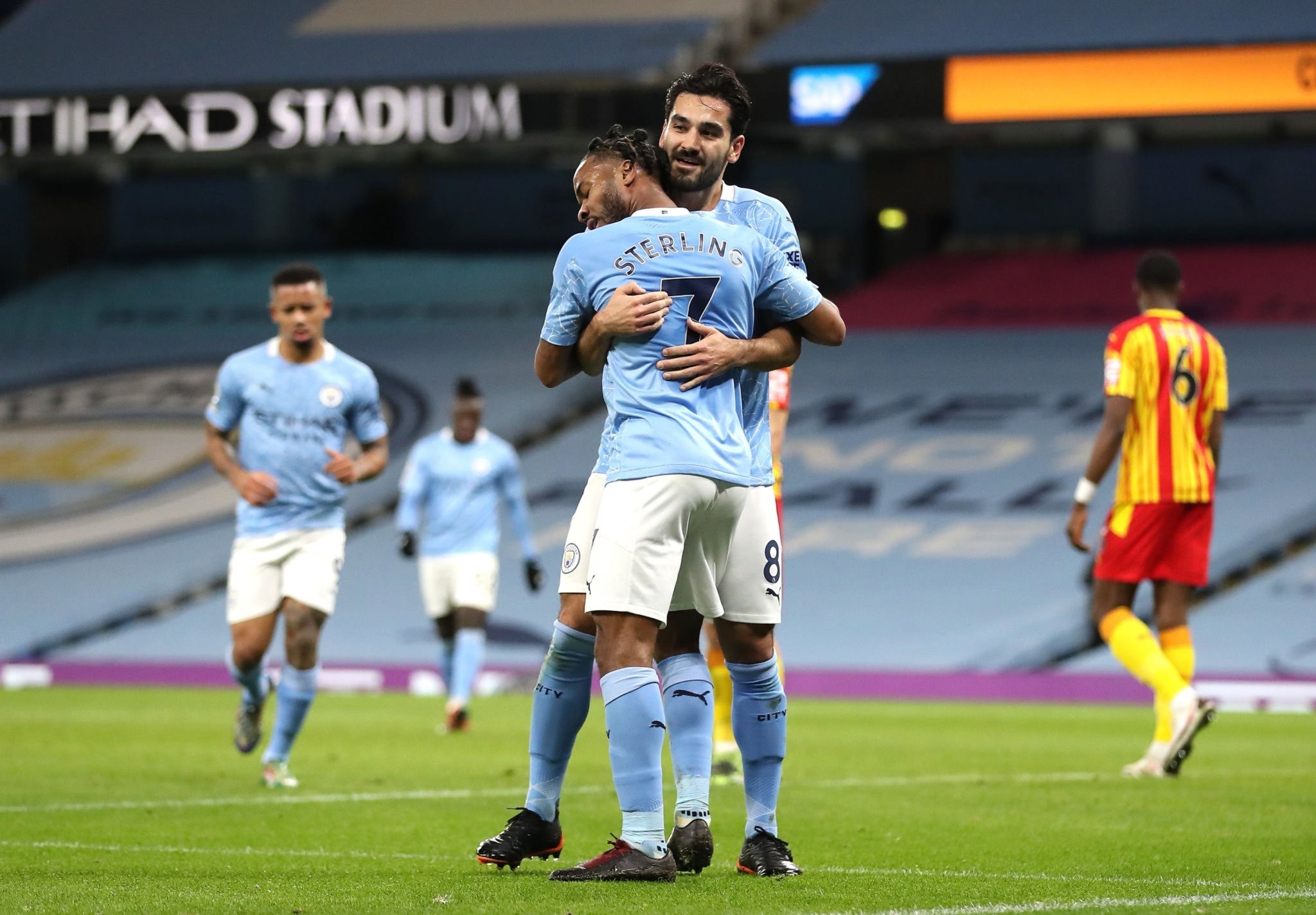 萨卡则为球 萨卡则为球